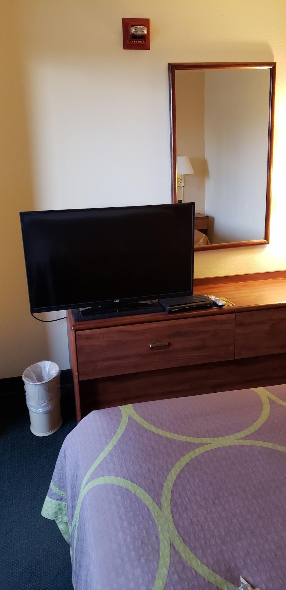Hotel Super 8 By Wyndham Windsor Zewnętrze zdjęcie